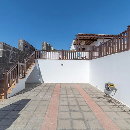 Lolita Villa